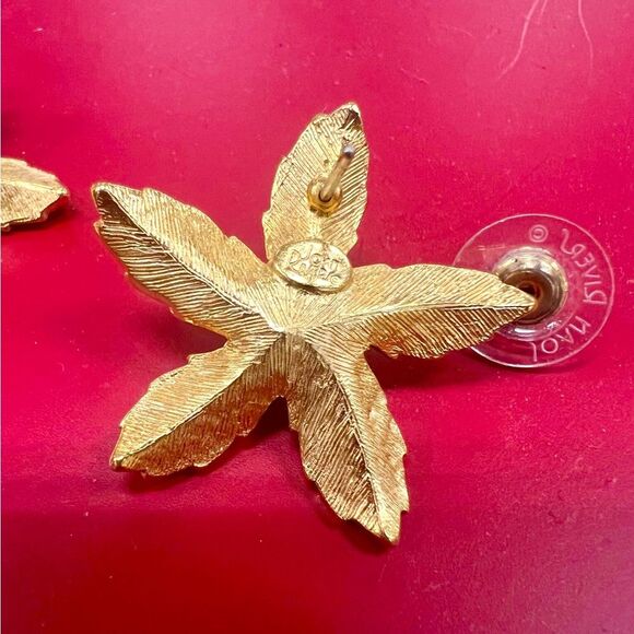 Joan Rivers Womens VTG Gold Earrings with Crystals - Picture 3 of 4